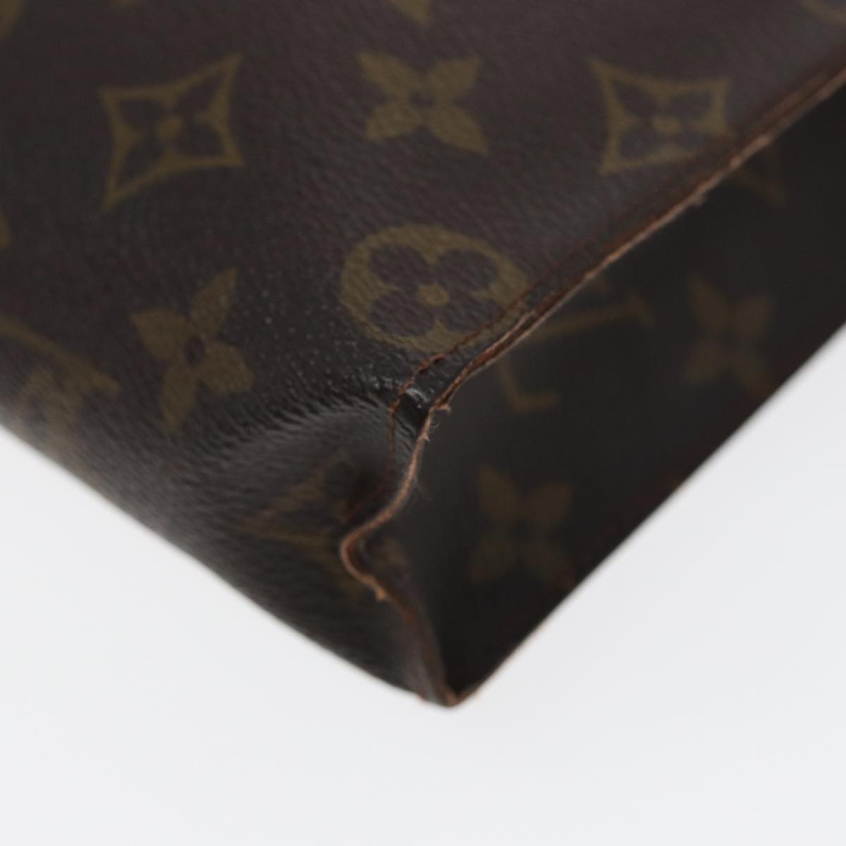 LOUIS VUITTON Monogram Poche Toilette 26 Pouch M47542 LV 82916