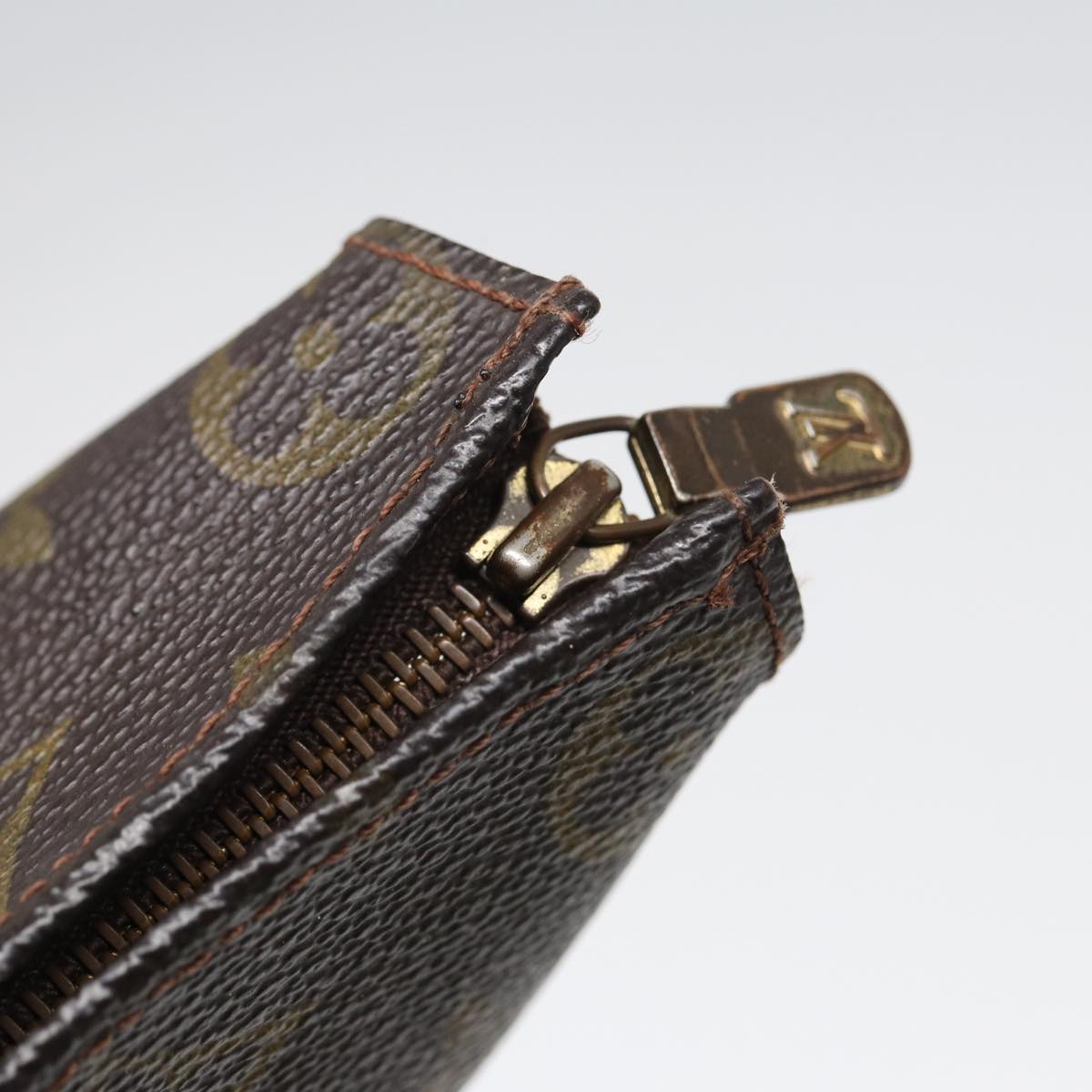 LOUIS VUITTON Monogram Poche Toilette 26 Pouch M47542 LV 82916