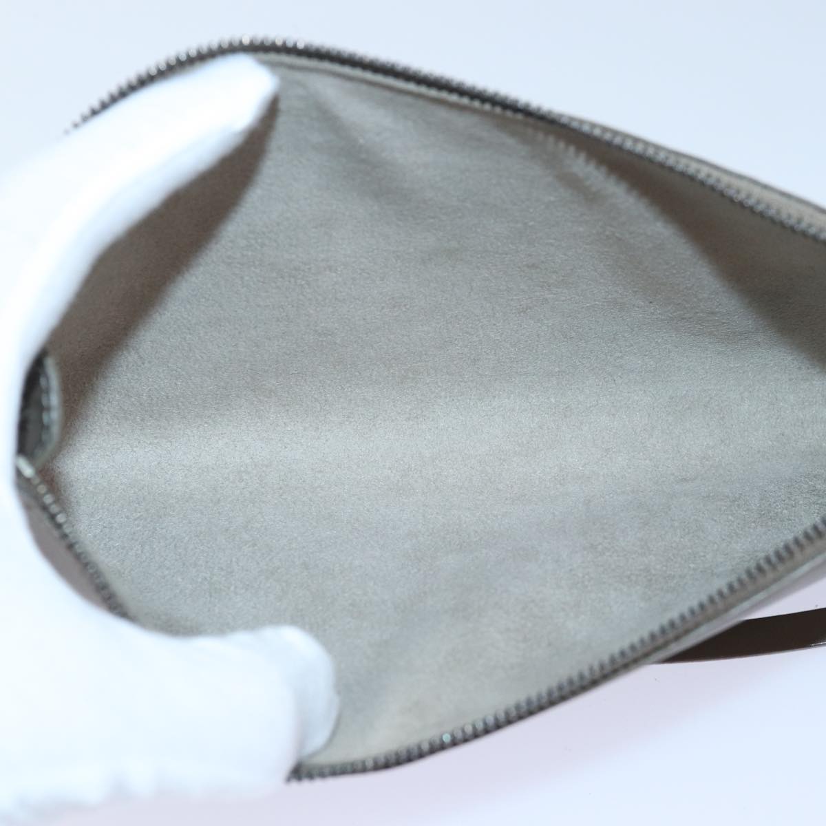 LOUIS VUITTON Epi Pochette Accessoires Pouch Gray Pepper LV 82930A