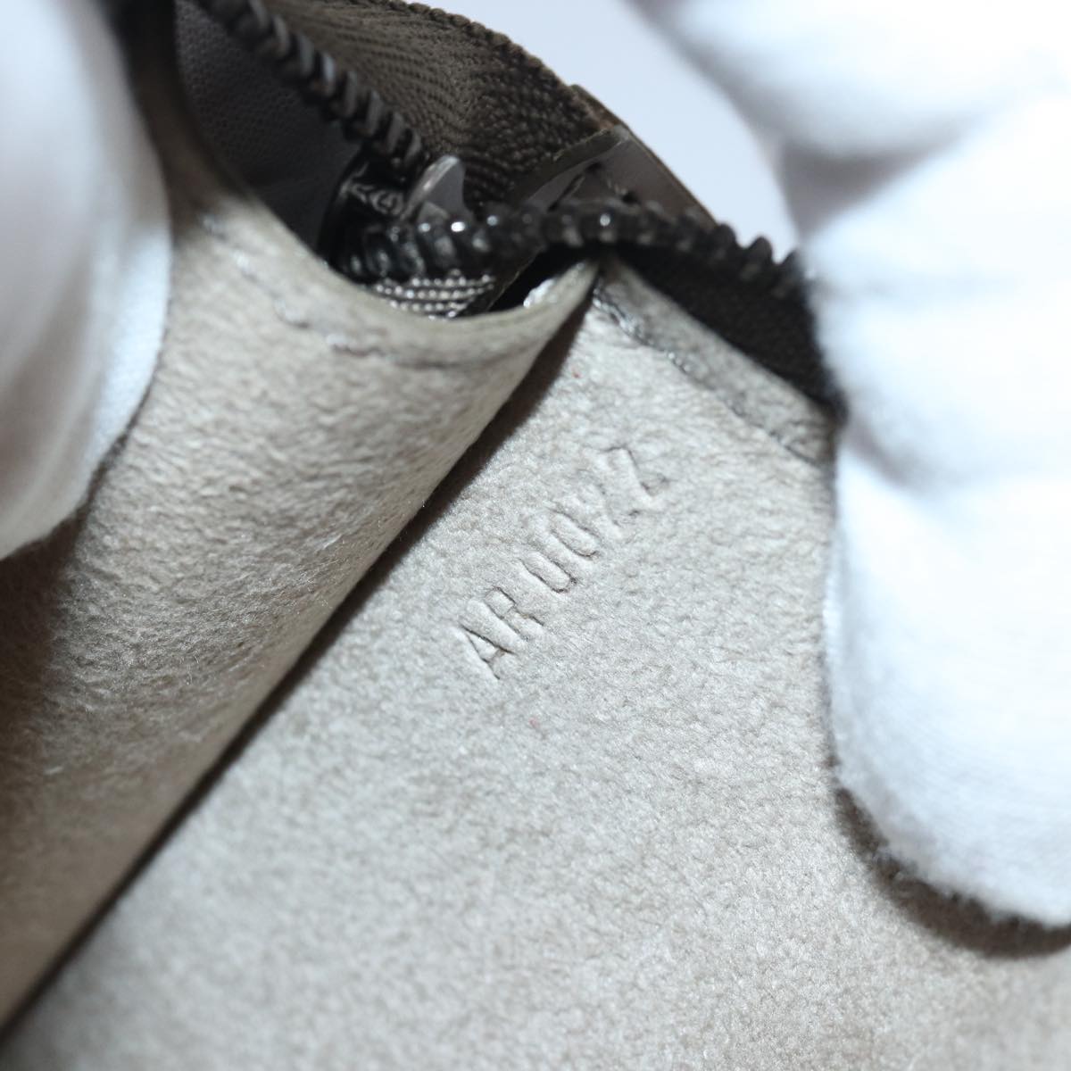 LOUIS VUITTON Epi Pochette Accessoires Pouch Gray Pepper LV 82930A