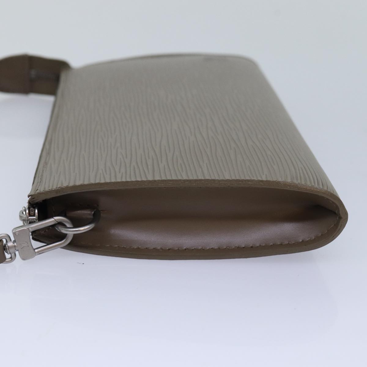 LOUIS VUITTON Epi Pochette Accessoires Pouch Gray Pepper LV 82930A