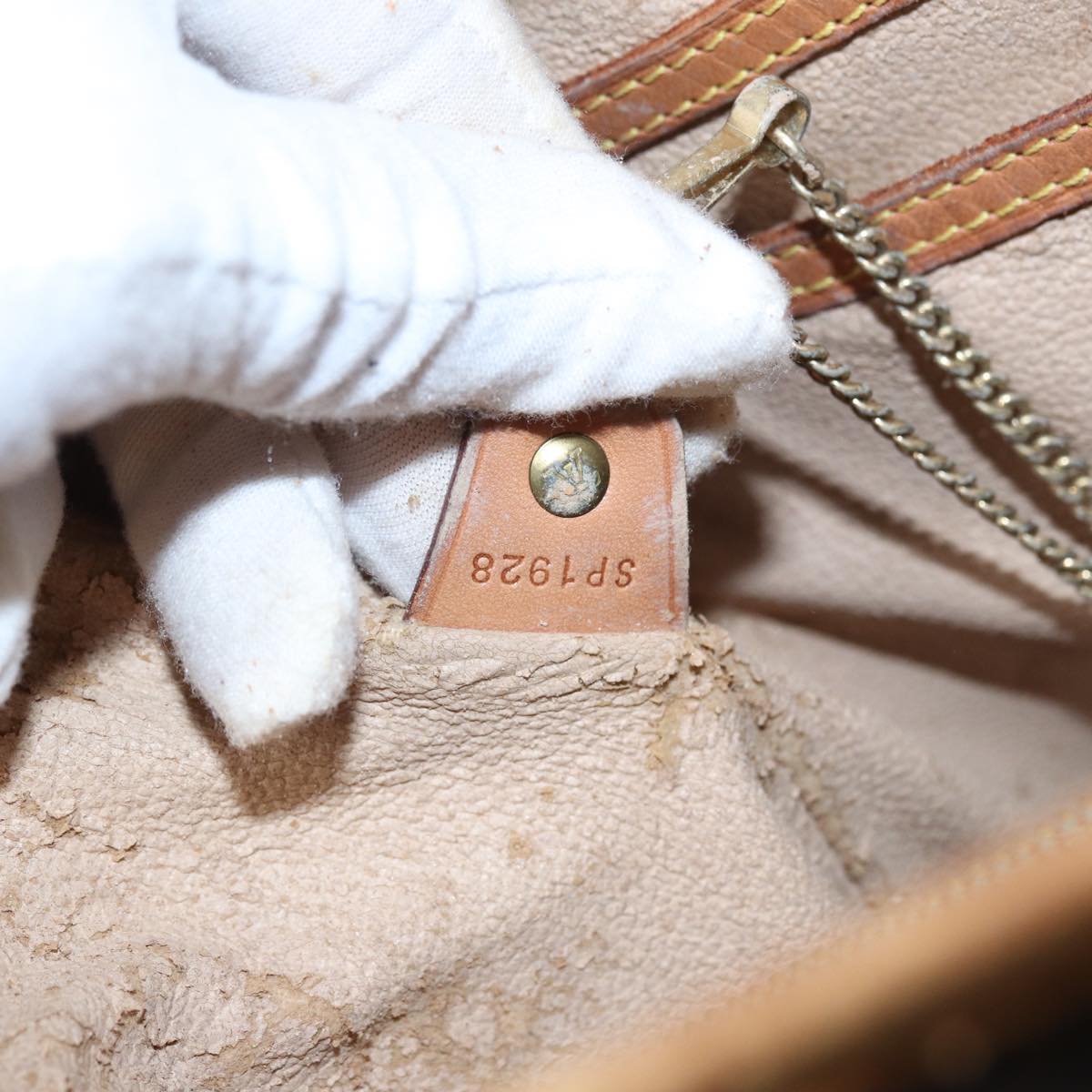 LOUIS VUITTON Monogram Bucket GM Shoulder Bag M42236 LV 82970