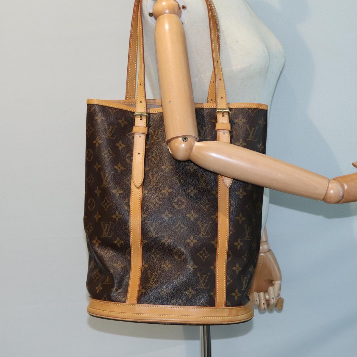 LOUIS VUITTON Monogram Bucket GM Shoulder Bag M42236 LV 82974
