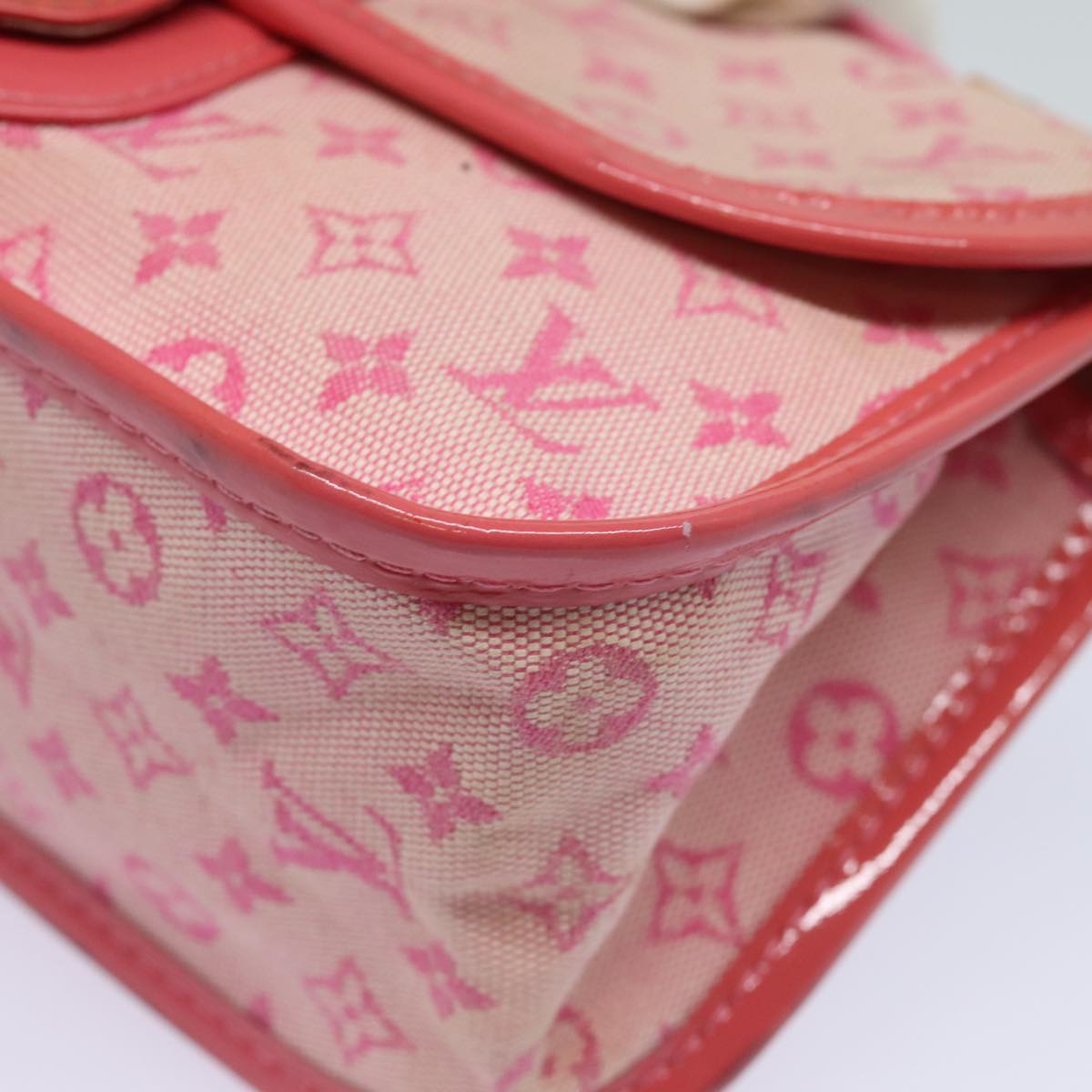 LOUIS VUITTON Monogram Mini Trousse Marie Kate Strawberry M92934 LV 82989