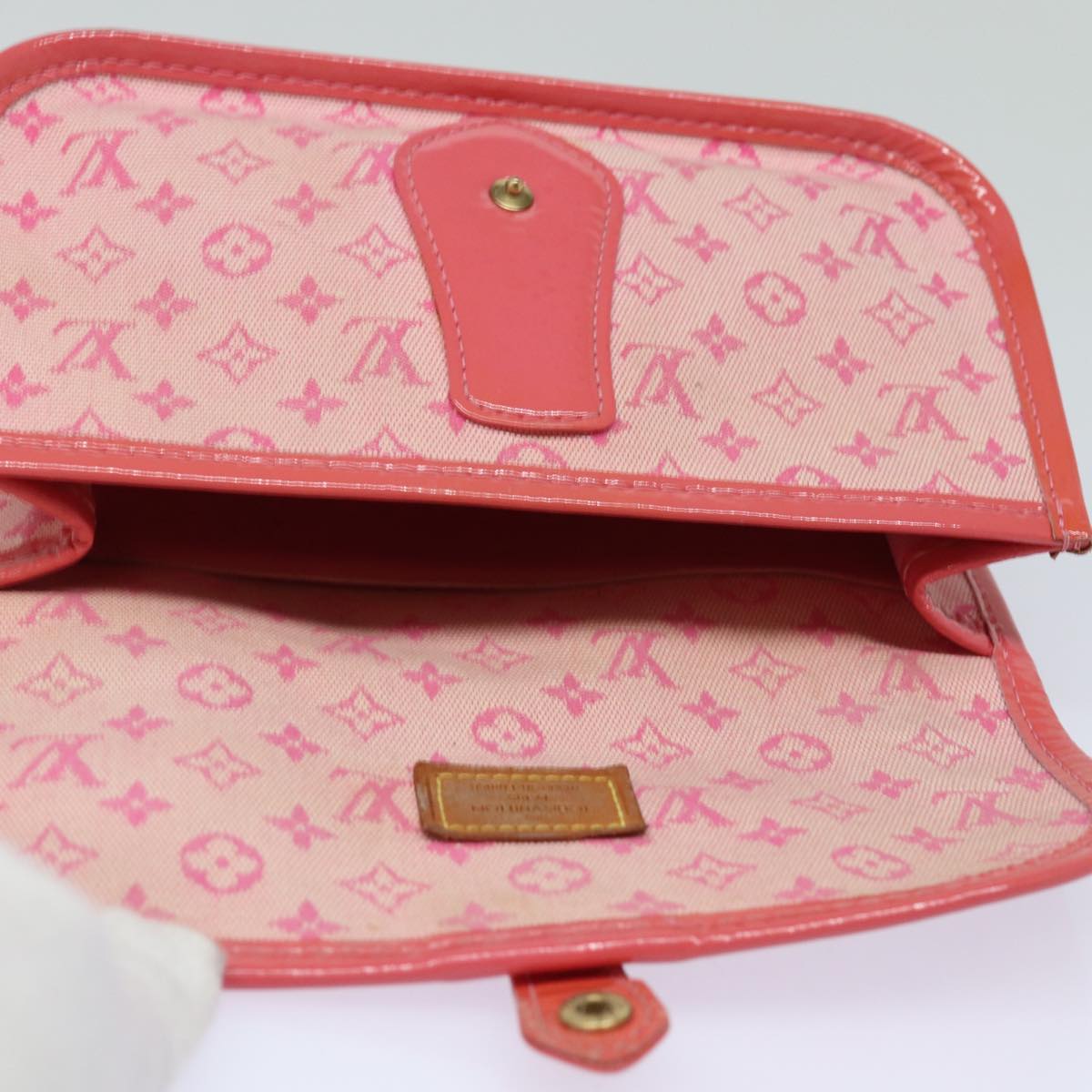 LOUIS VUITTON Monogram Mini Trousse Marie Kate Strawberry M92934 LV 82989