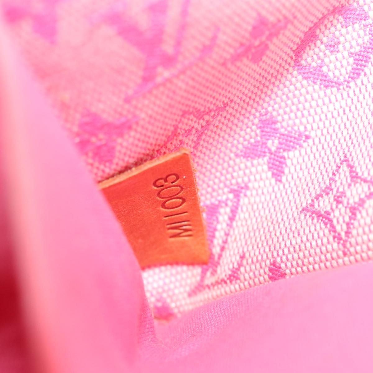 LOUIS VUITTON Monogram Mini Trousse Marie Kate Strawberry M92934 LV 82989
