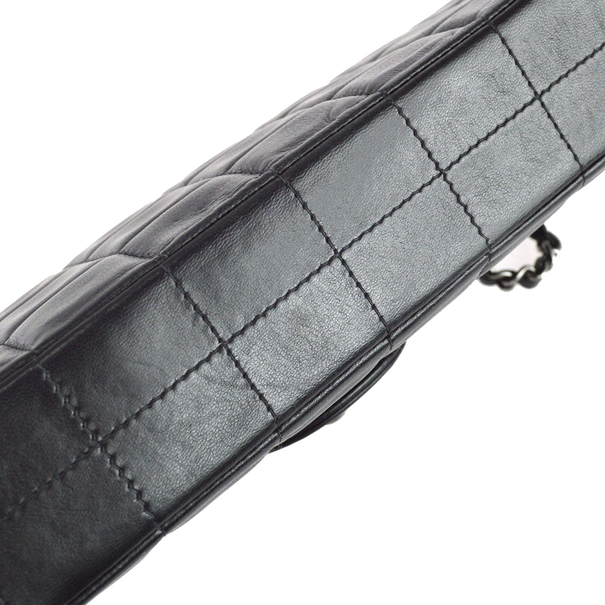 Luxury Chanel 2000-2001 Black Lambskin Choco Bar East West SHW