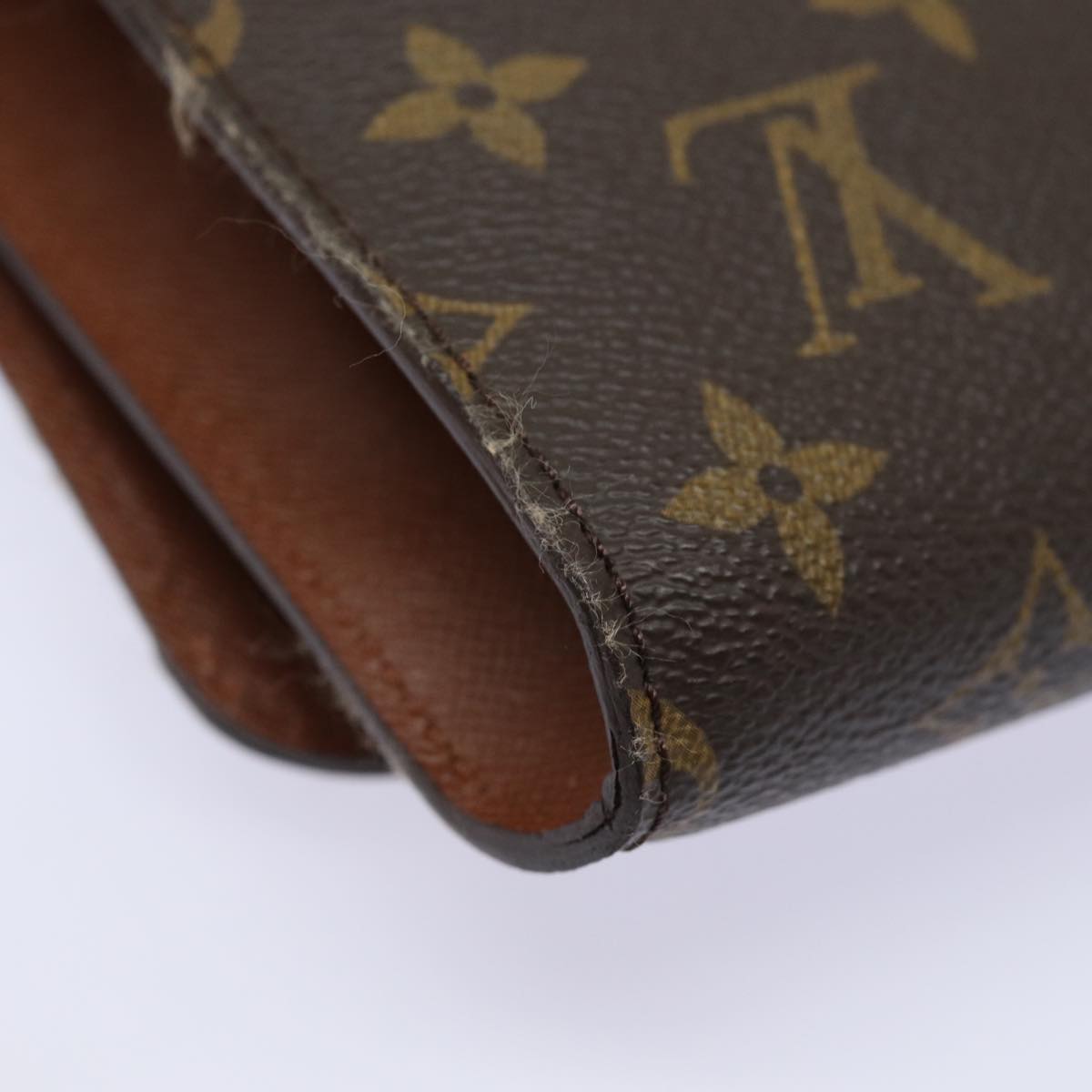 LOUIS VUITTON Monogram Bordeaux 24 Shoulder Bag M51798 LV 83005