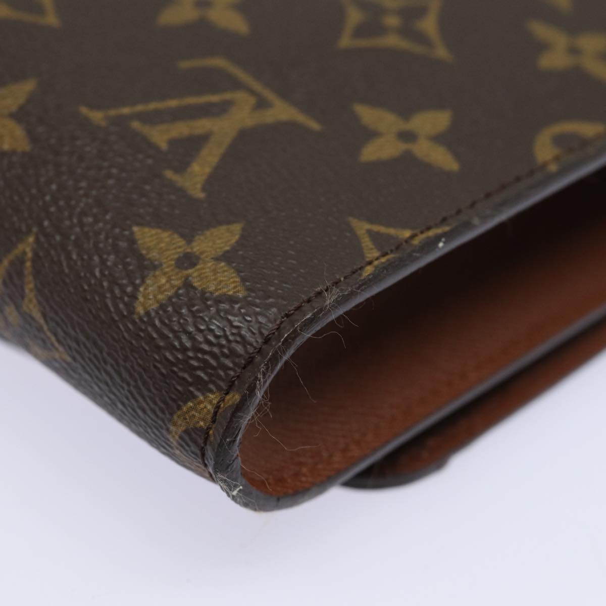 LOUIS VUITTON Monogram Bordeaux 24 Shoulder Bag M51798 LV 83005
