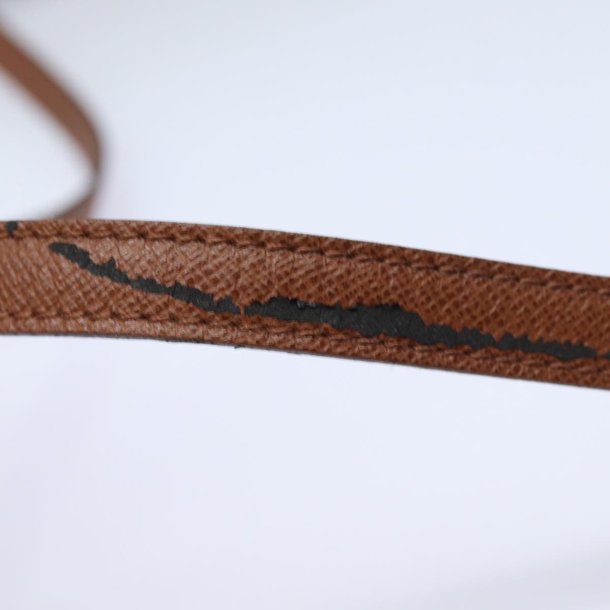 LOUIS VUITTON Monogram Bordeaux 24 Shoulder Bag M51798 LV 83005