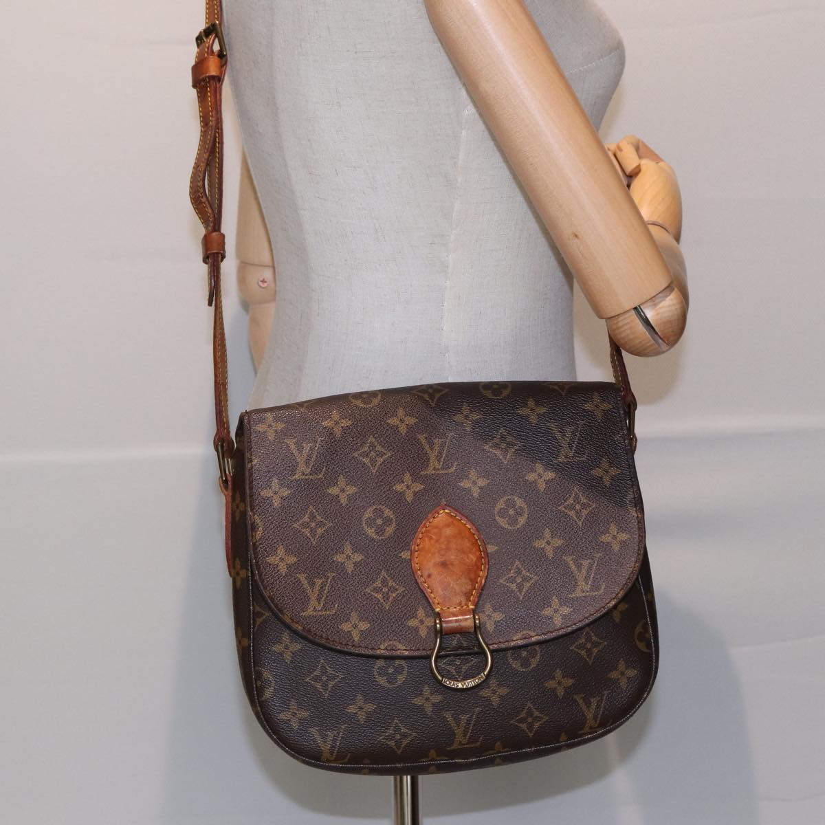 LOUIS VUITTON Monogram Saint Cloud GM Shoulder Bag M51242 LV 83011