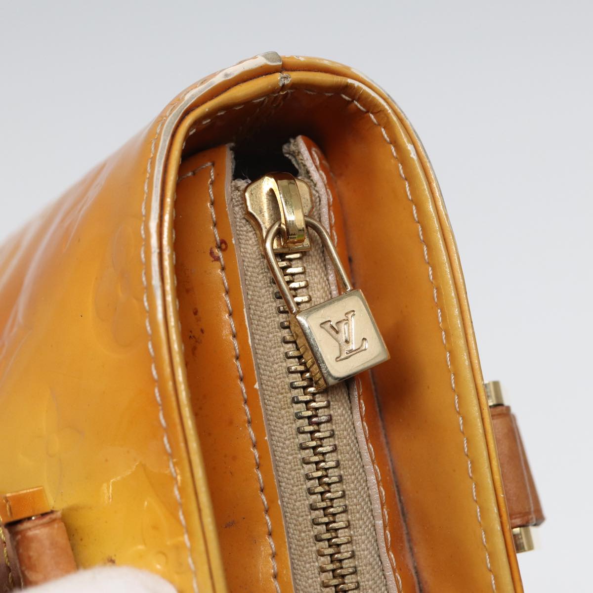 LOUIS VUITTON Monogram Vernis Houston Hand Bag Beige M91004 LV 83018