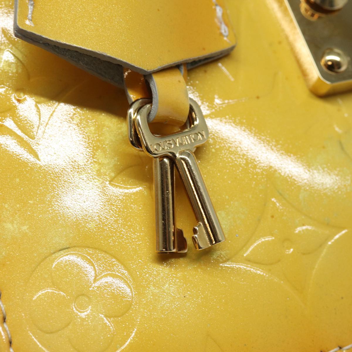 LOUIS VUITTON Monogram Vernis Spring street Hand Bag Gris M91029 LV 83020
