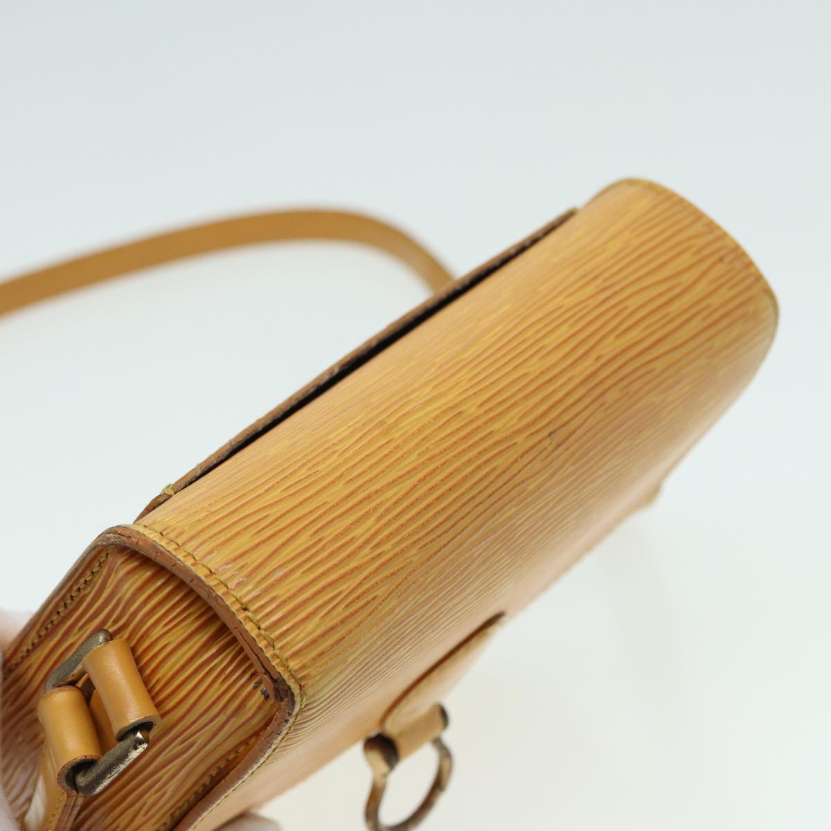 LOUIS VUITTON Epi Saint Cloud PM Shoulder Bag Yellow M52219 LV 83031