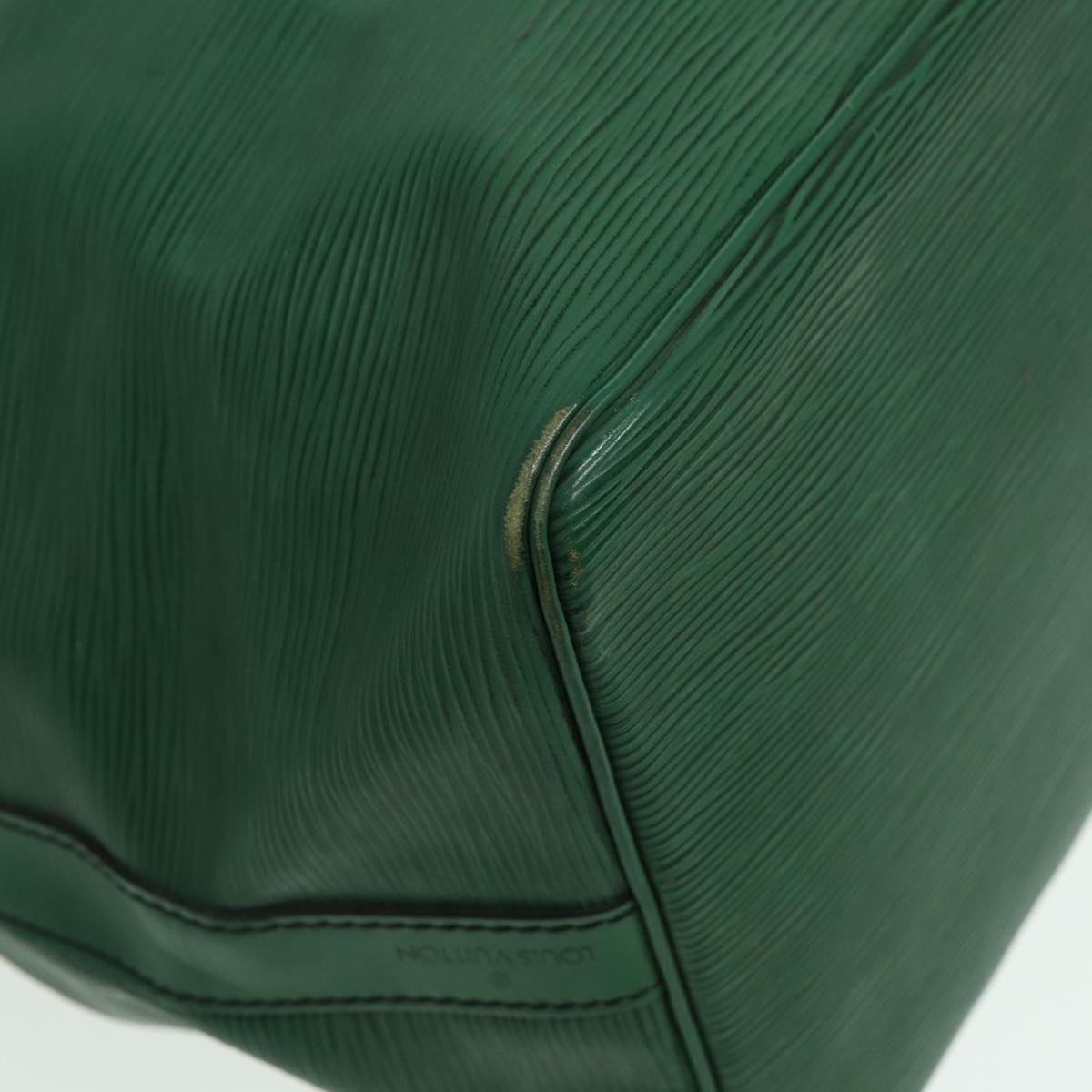 LOUIS VUITTON Epi Petit Noe Shoulder Bag Green M44102 LV 83033