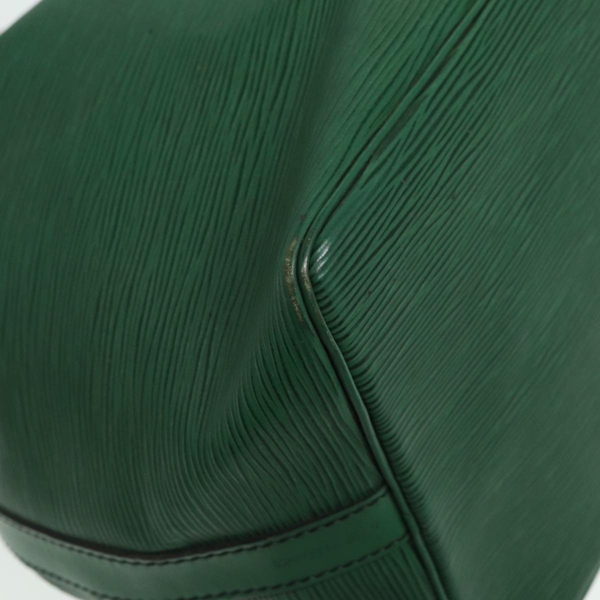 LOUIS VUITTON Epi Petit Noe Shoulder Bag Green M44102 LV 83033