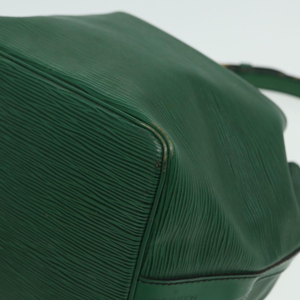 LOUIS VUITTON Epi Petit Noe Shoulder Bag Green M44102 LV 83033