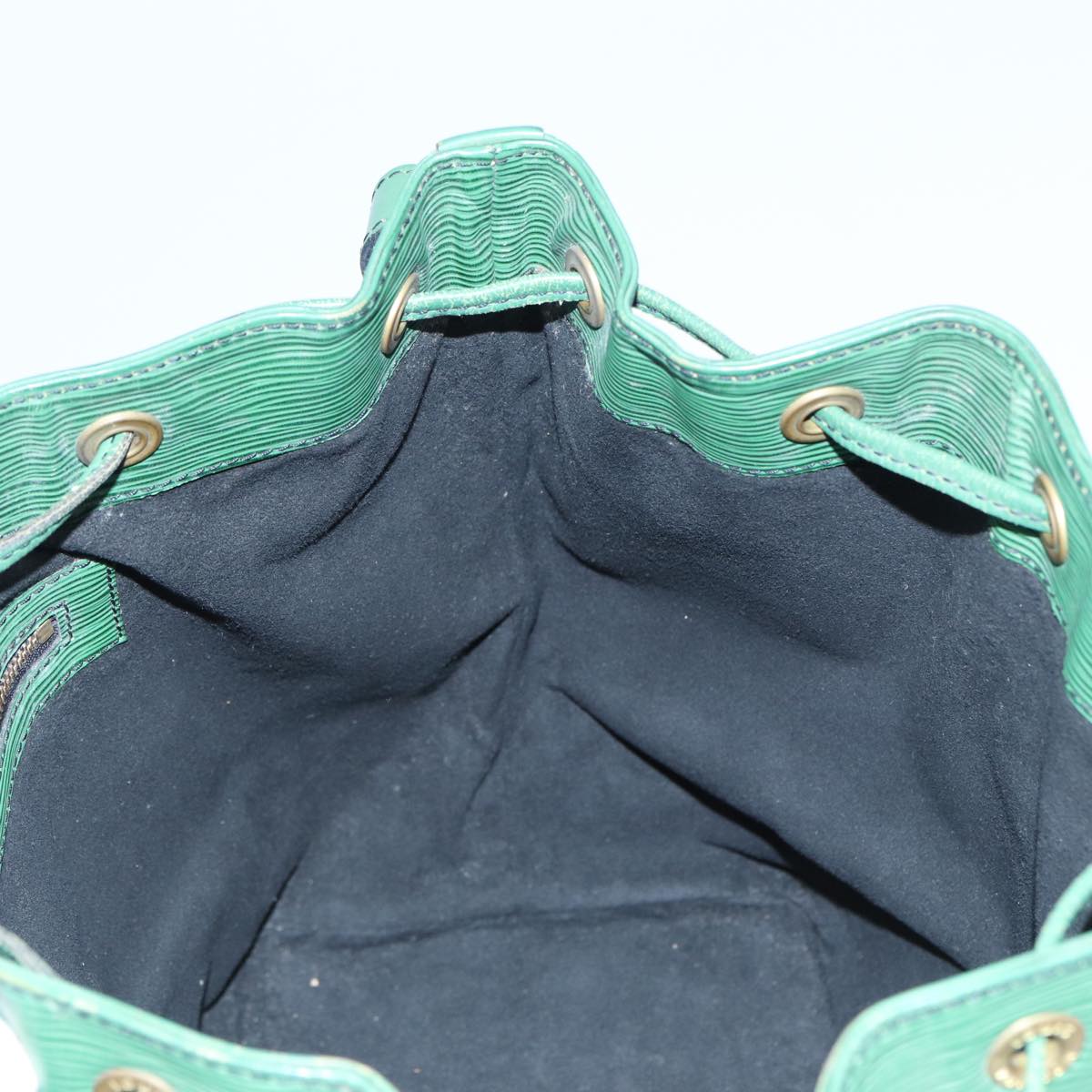 LOUIS VUITTON Epi Petit Noe Shoulder Bag Green M44102 LV 83033