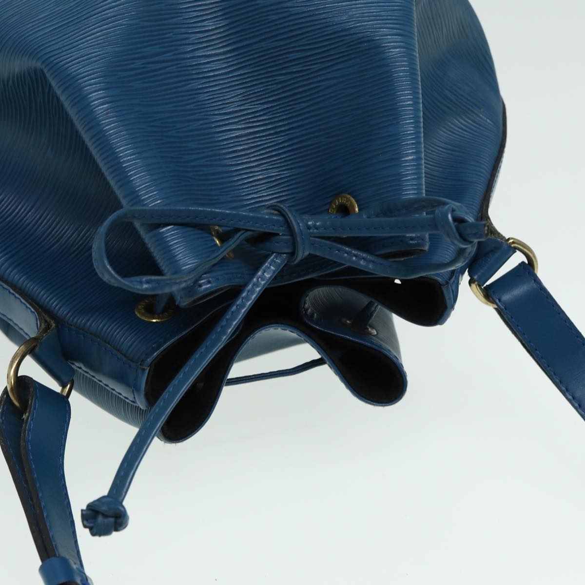 LOUIS VUITTON Epi Noe Shoulder Bag Toledo Blue M44005 LV 83034