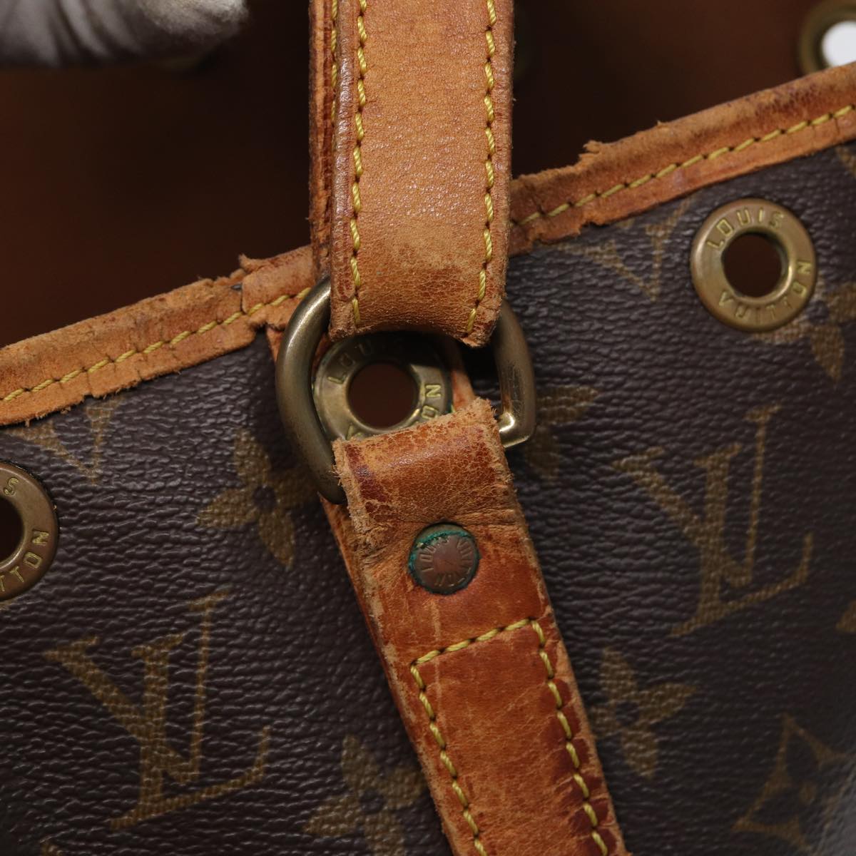LOUIS VUITTON Monogram Noe Shoulder Bag M42224 LV 83044