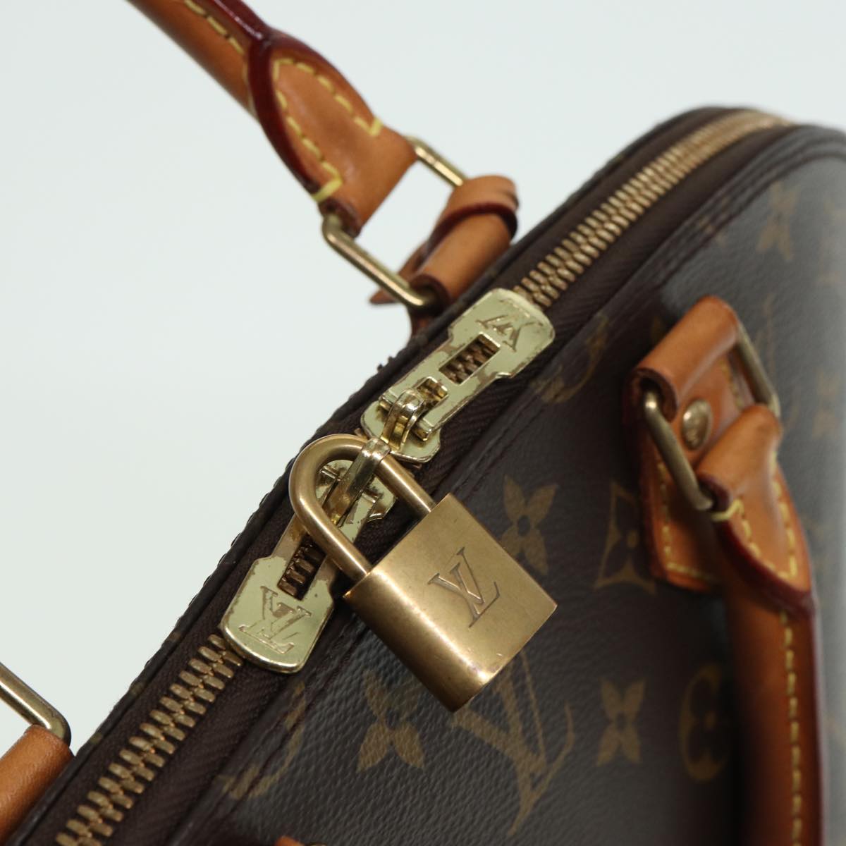 LOUIS VUITTON Monogram Alma MM Hand Bag M40878 LV 83099