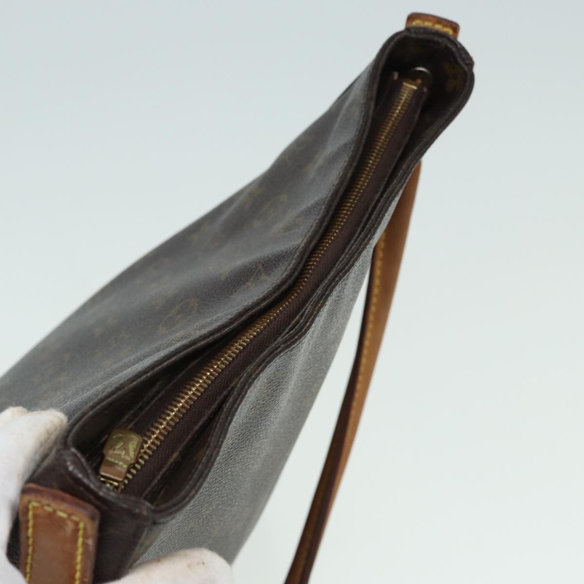 LOUIS VUITTON Monogram Looping GM Shoulder Bag M51145 LV 83108