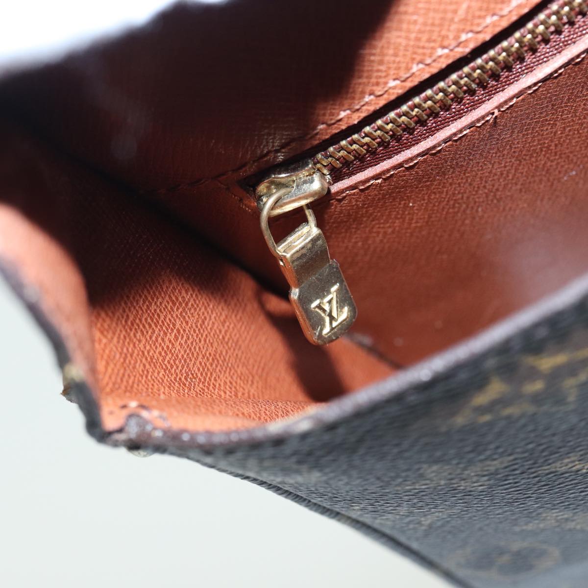 LOUIS VUITTON Monogram Saint Cloud MM Shoulder Bag M51243 LV 83112