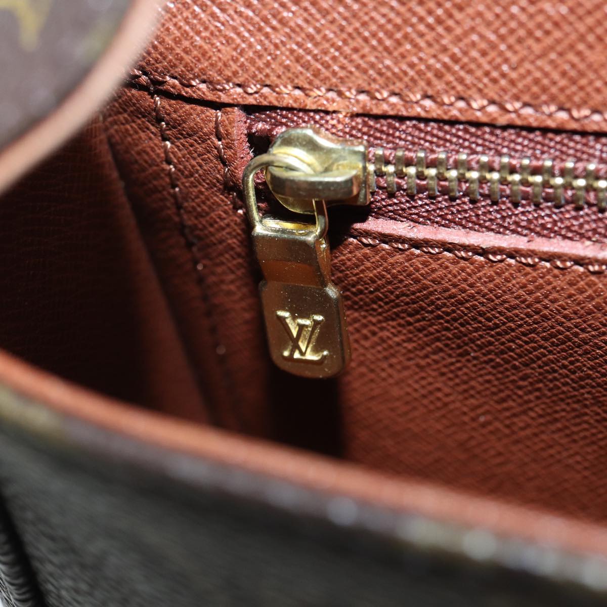 LOUIS VUITTON Monogram Saint Cloud GM Shoulder Bag M51242 LV 83113