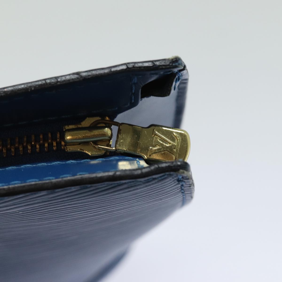 LOUIS VUITTON Epi Saint Jacques Shoulder Bag Blue M52275 LV 83121