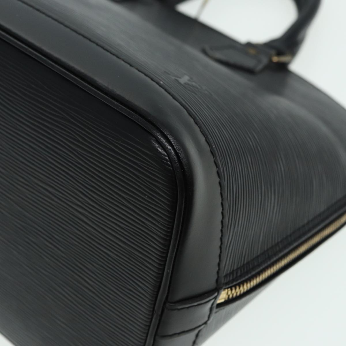 LOUIS VUITTON Epi Alma Hand Bag Black M52142 LV 83125