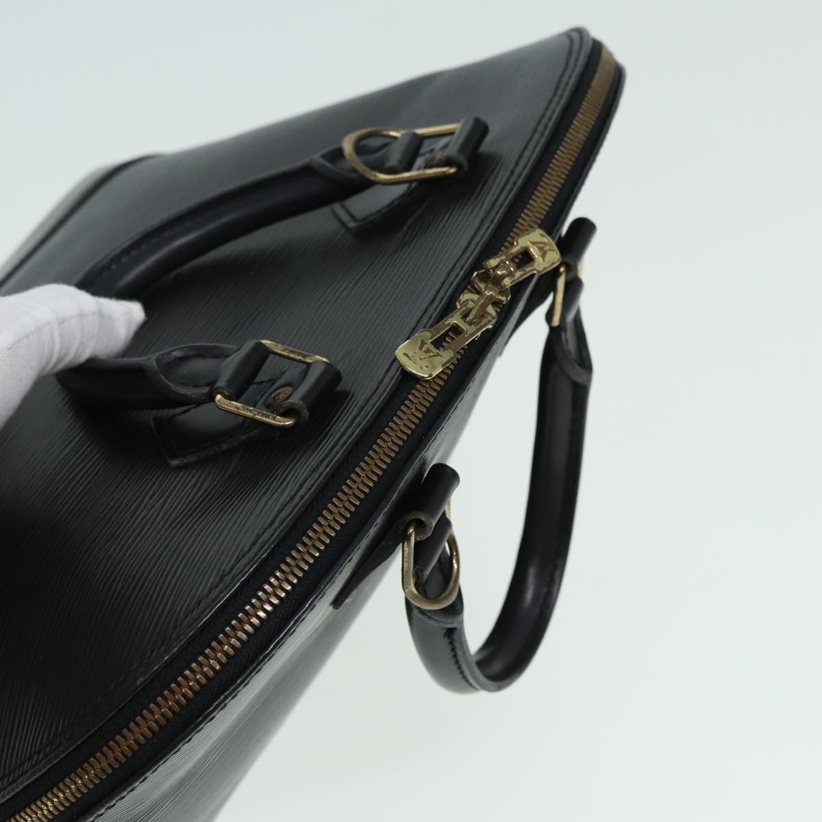 LOUIS VUITTON Epi Alma Hand Bag Black M52142 LV 83125