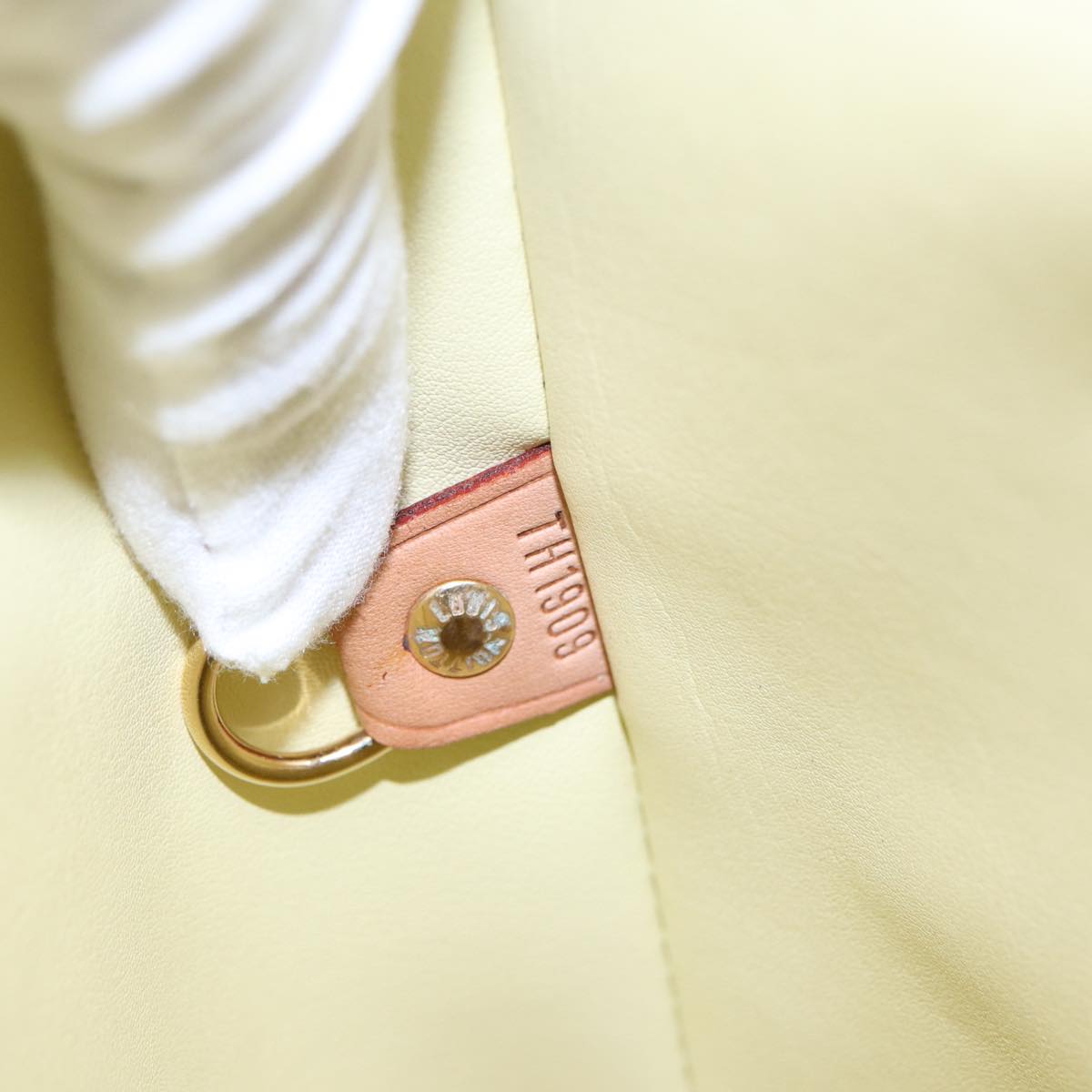 LOUIS VUITTON Monogram Vernis Houston Hand Bag Lime Yellow M91055 LV 83222
