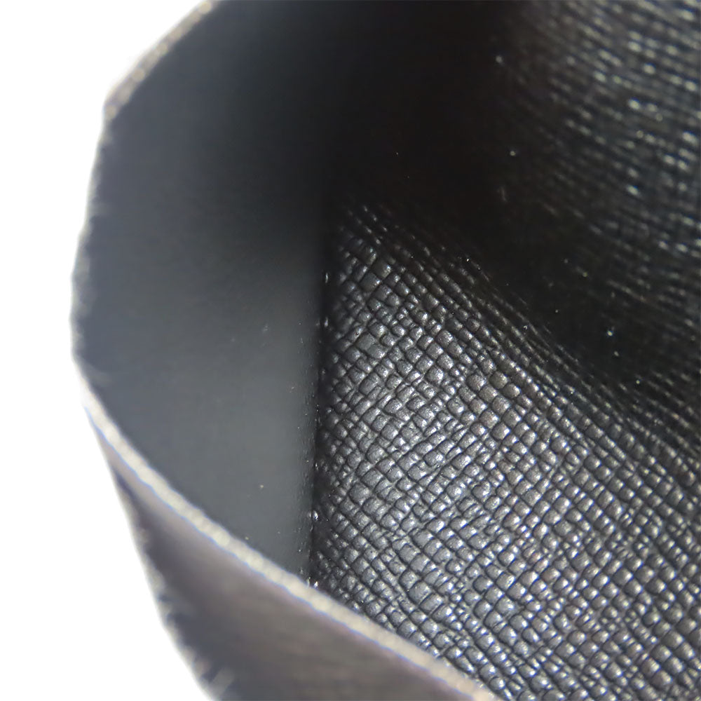 Louis Vuitton Taiga Card Case M30922