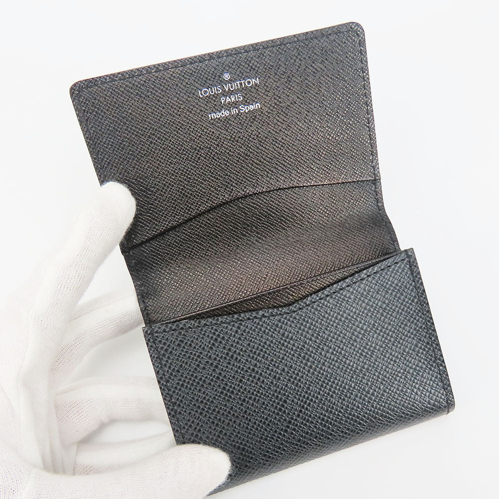 Louis Vuitton Taiga Card Case M30922