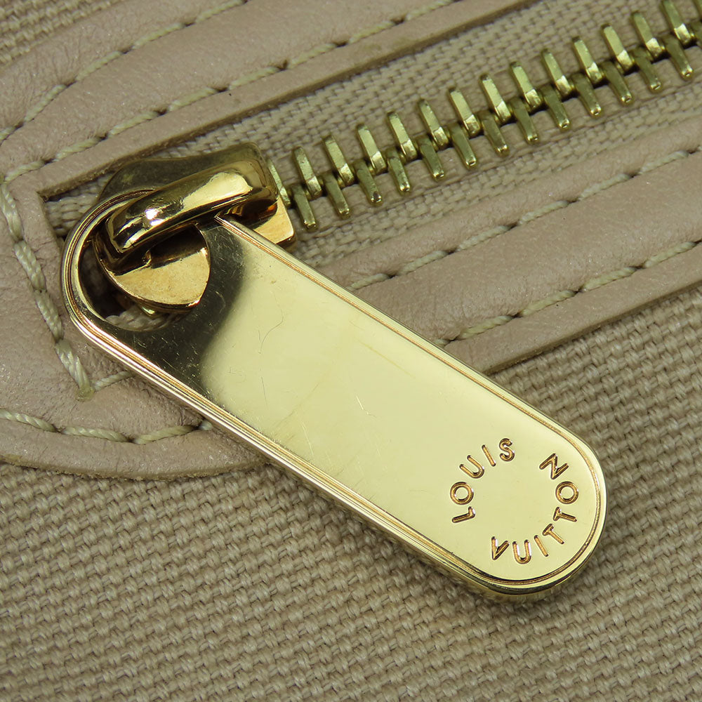 Louis Vuitton That's Love PM Tote Bag M95468