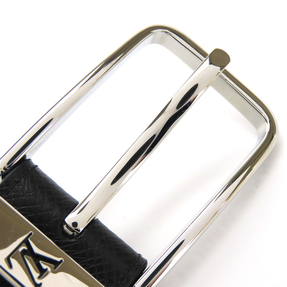 Louis Vuitton Taiga Belt Pont Neuf M8201