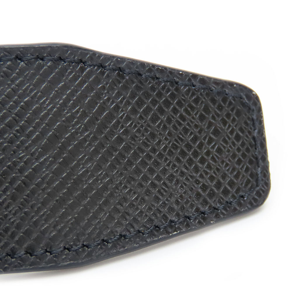 Louis Vuitton Taiga Belt Pont Neuf M8201
