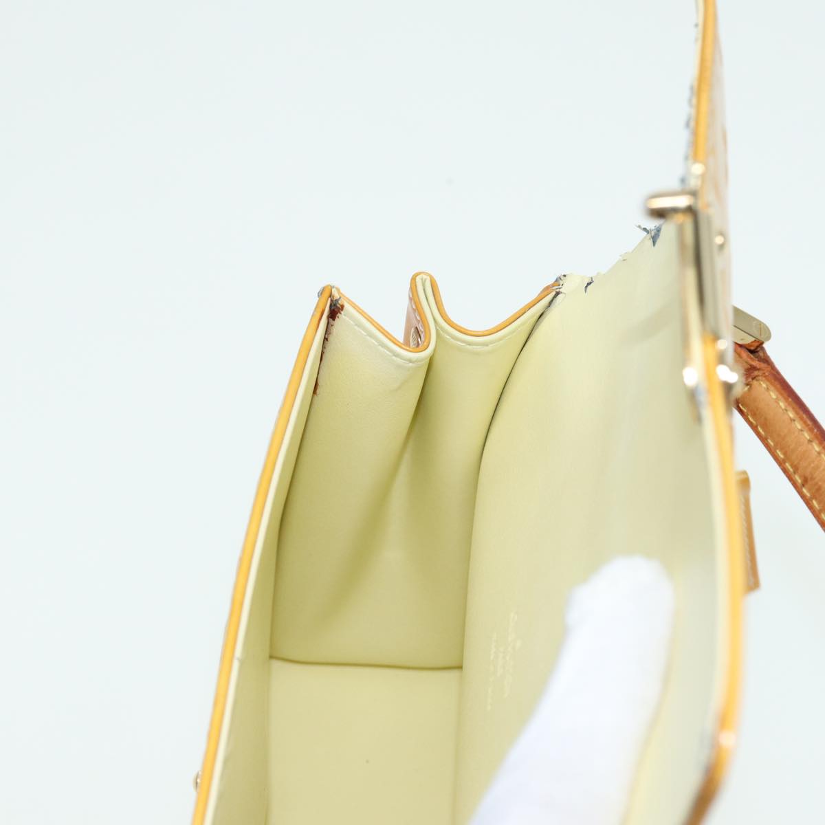 LOUIS VUITTON Monogram Vernis Spring Street Bag Lime Yellow M91068 83528