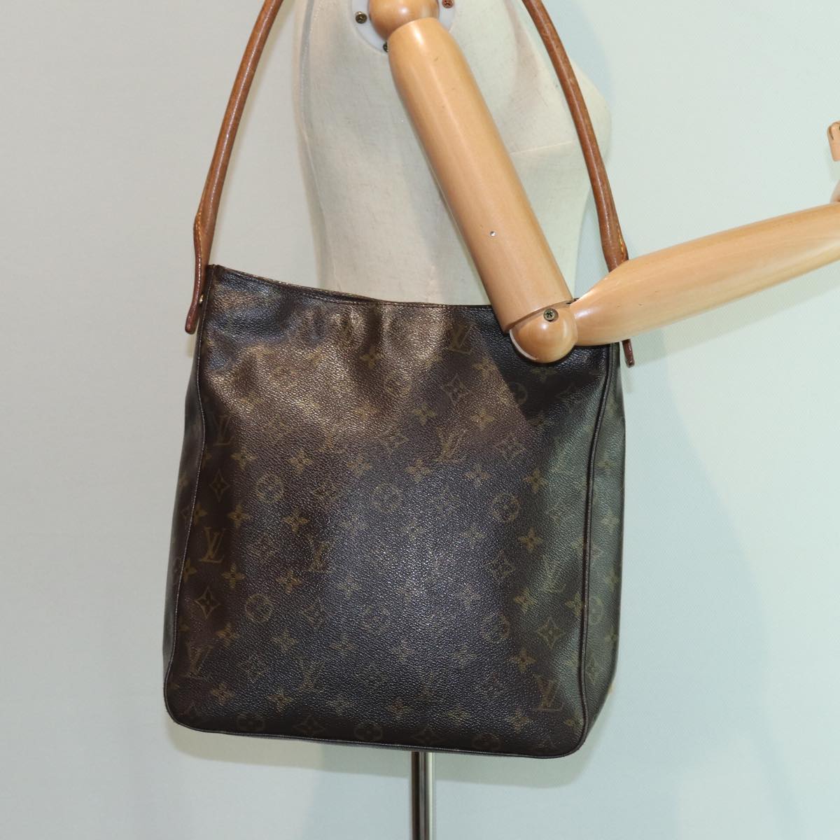 LOUIS VUITTON Monogram Looping GM Shoulder Bag M51145 LV 83530