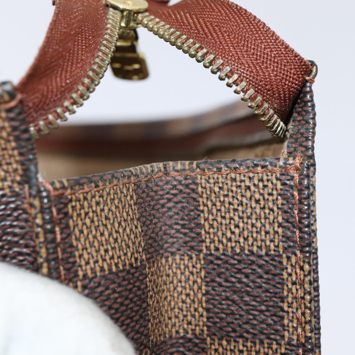 LOUIS VUITTON Damier Ebene Poche Toilette 26 Pouch N47543 LV 83540