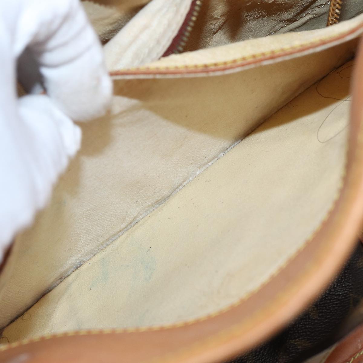 LOUIS VUITTON Monogram Bucket GM Shoulder Bag Vintage M42236 LV 83545