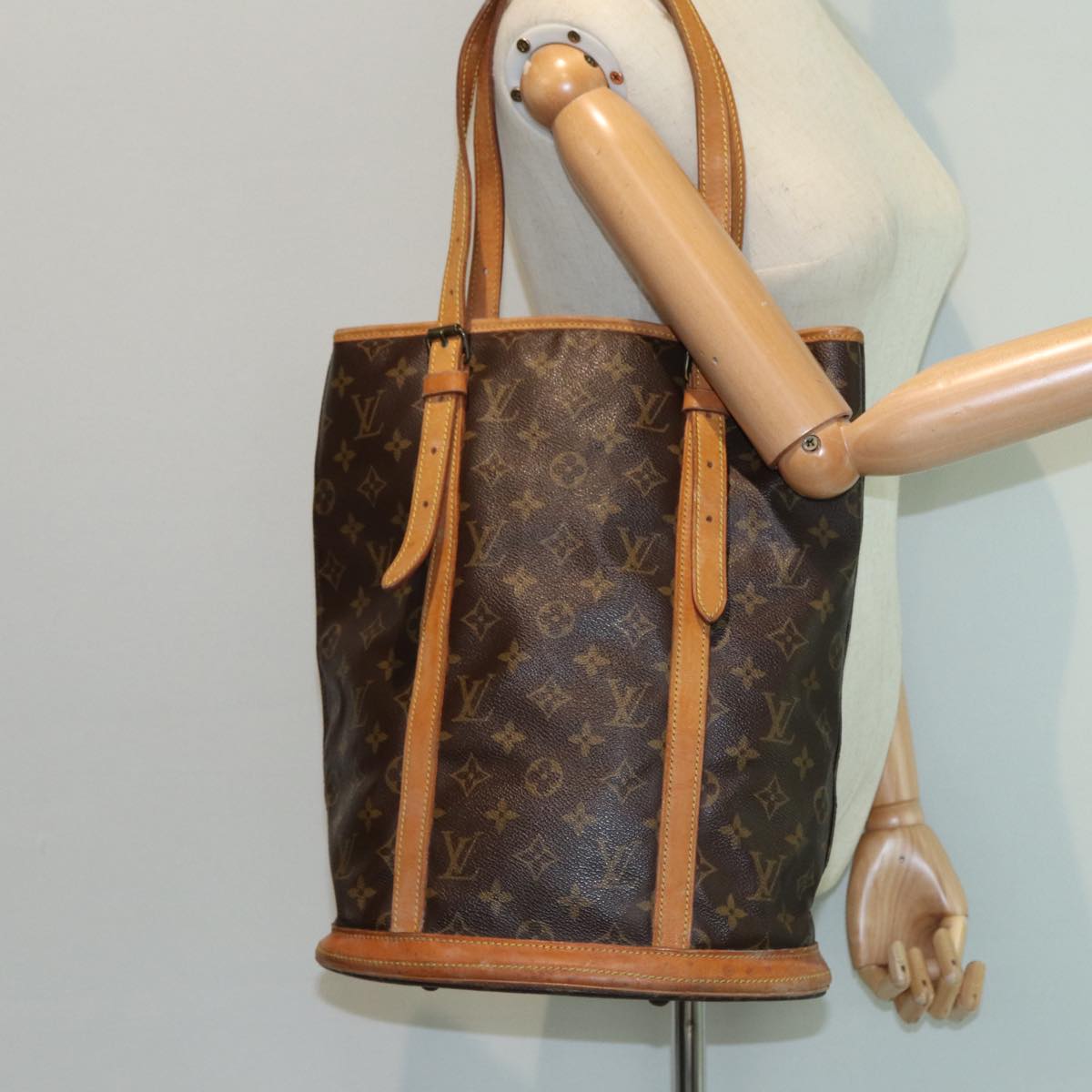 LOUIS VUITTON Monogram Bucket GM Shoulder Bag Vintage M42236 LV 83545