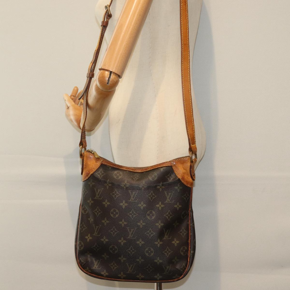 LOUIS VUITTON Monogram Odeon PM Shoulder Bag M56390 LV 83550