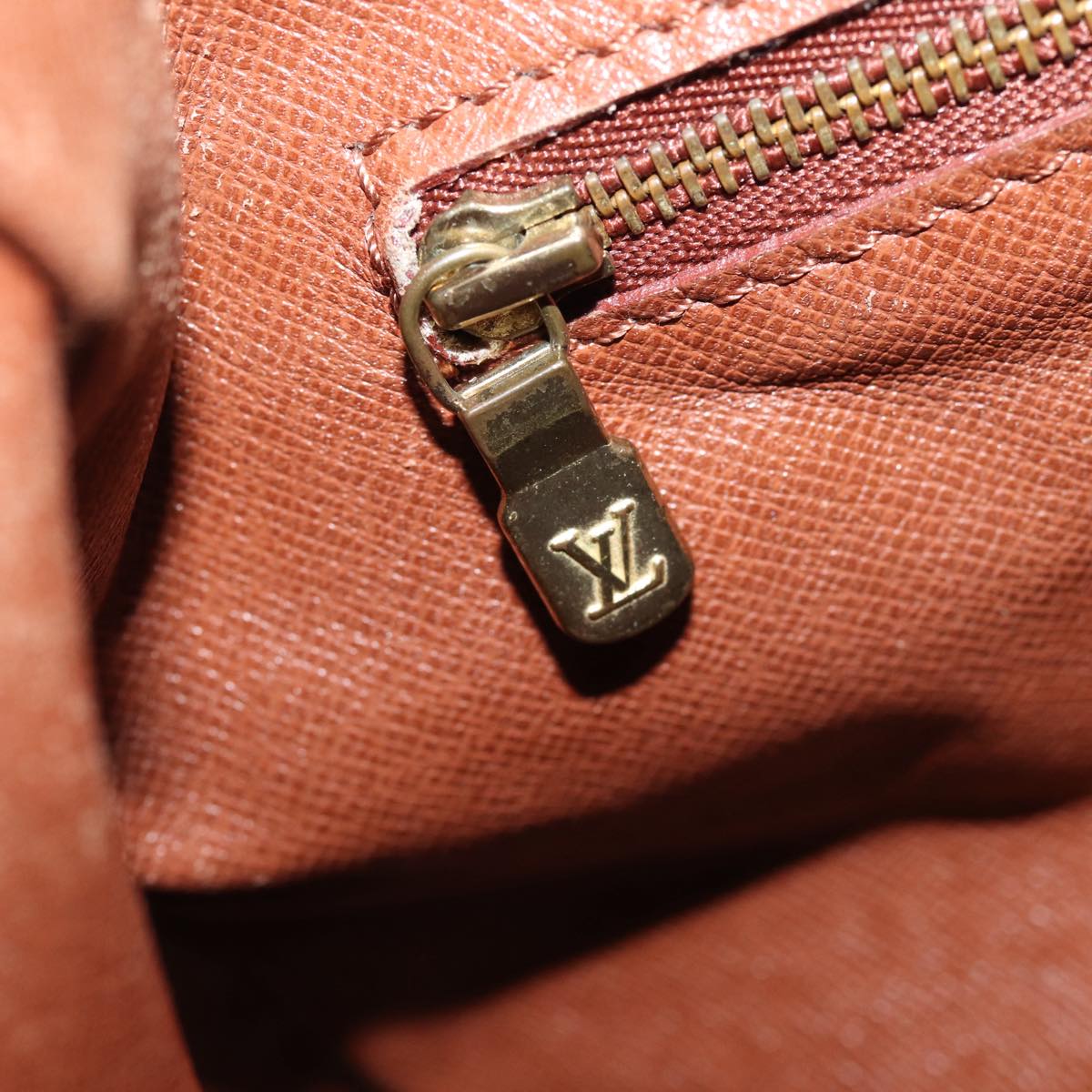 LOUIS VUITTON Monogram Boulogne 35 Shoulder Bag M51260 LV 83553