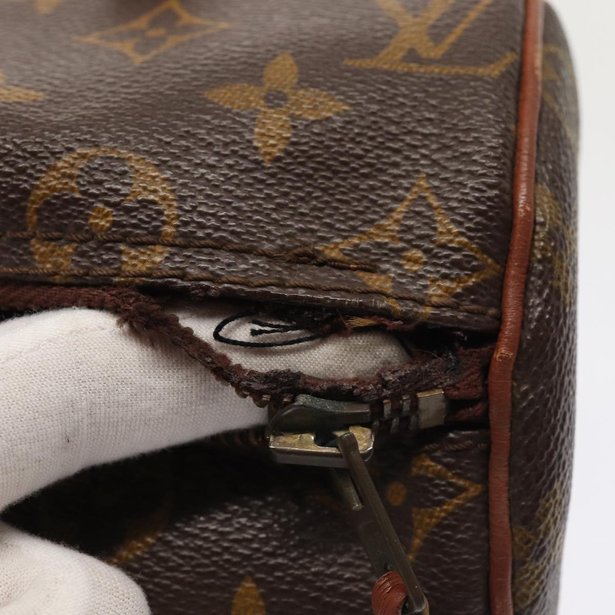 LOUIS VUITTON Monogram Papillon 26 Hand Bag M51386 LV 83560