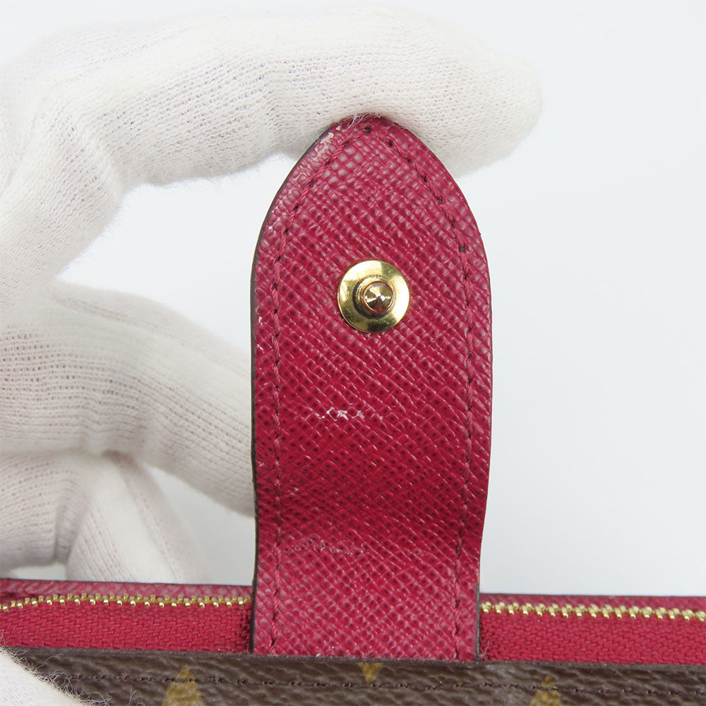 Louis Vuitton Monogram Bifold Wallet M69433