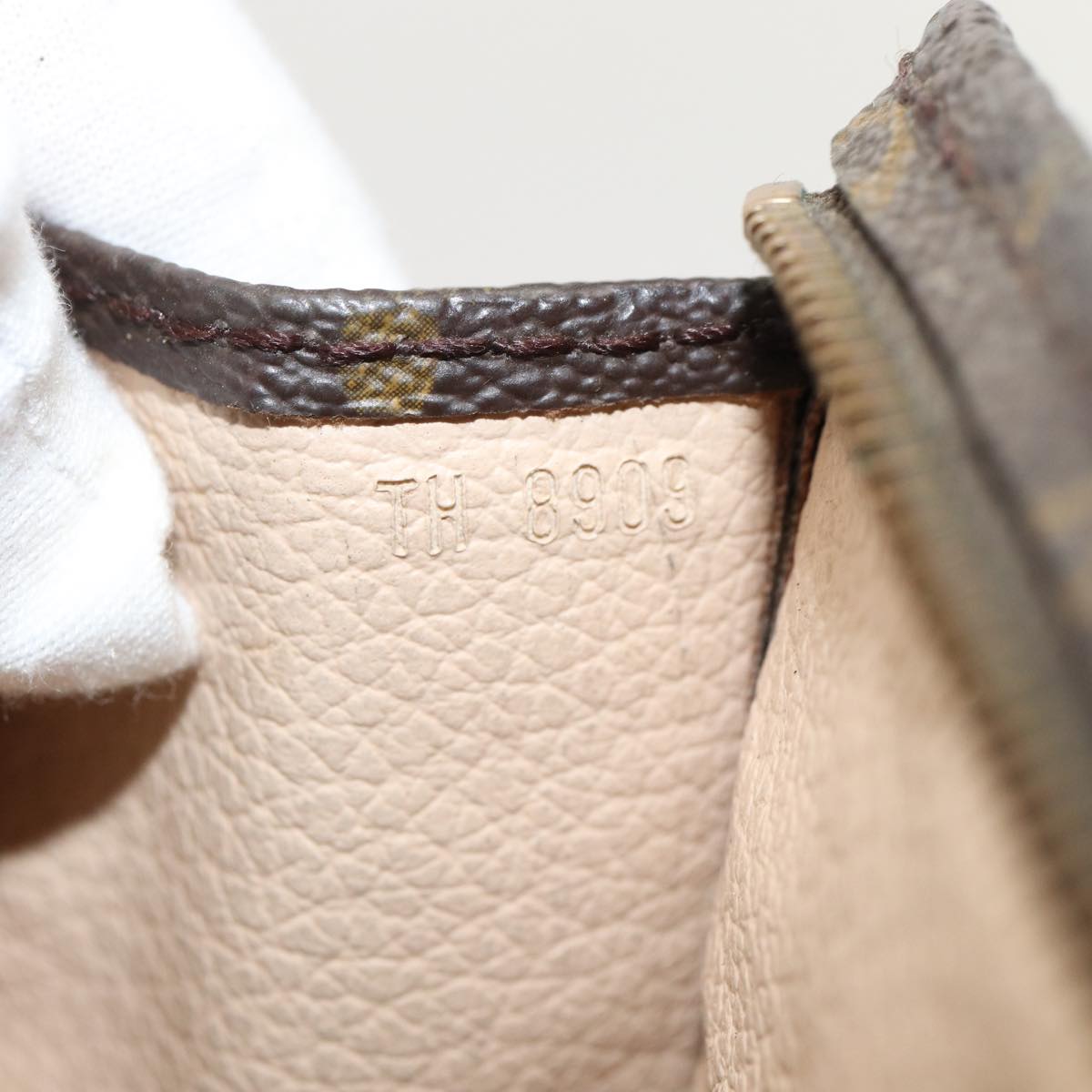LOUIS VUITTON Monogram Poche Toilette 26 Pouch M47542 LV 83589