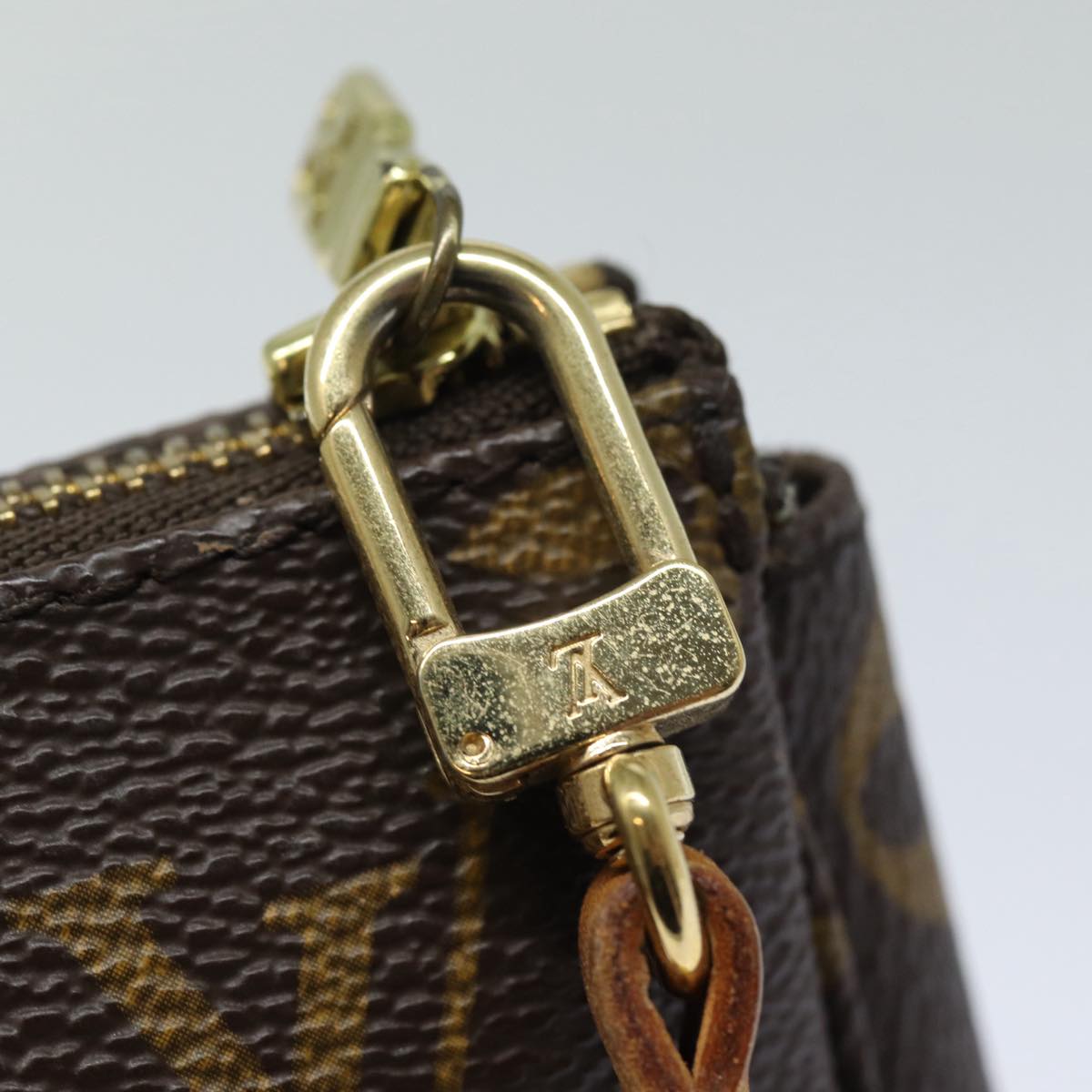 LOUIS VUITTON Monogram Pochette Accessoires Pouch M51980 LV 83600
