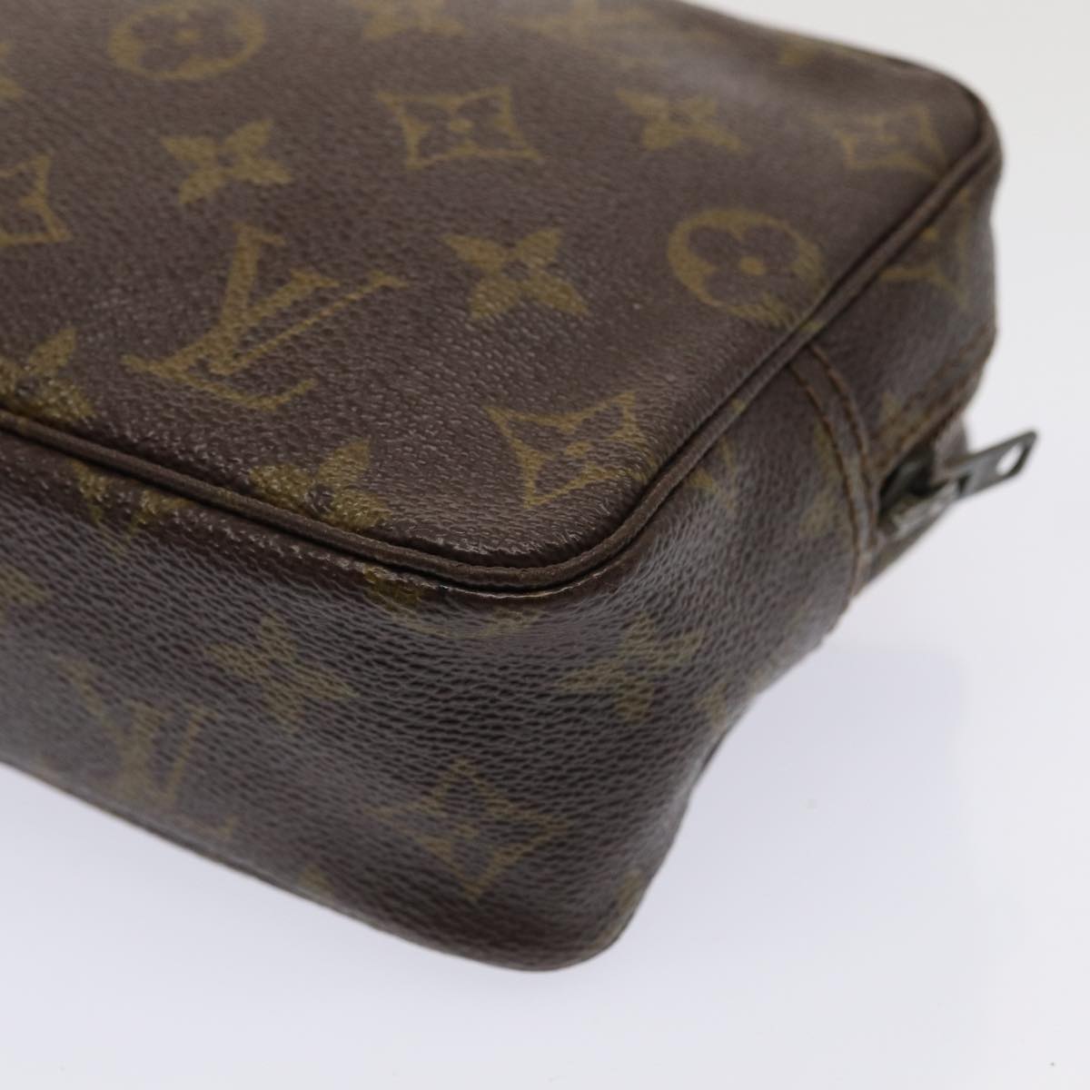 LOUIS VUITTON Monogram Trousse Toilette 18 Pouch M47526 LV 83601