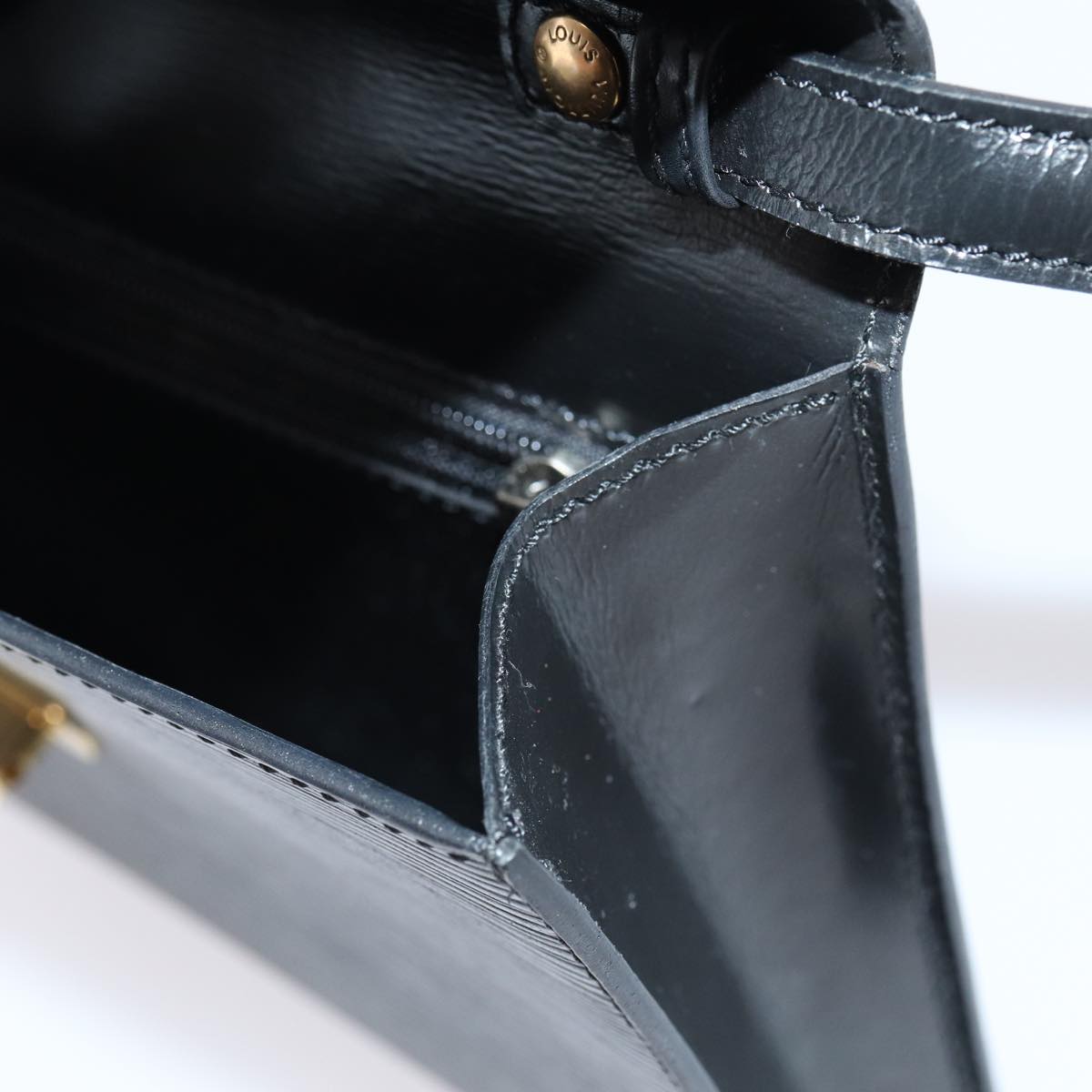 LOUIS VUITTON Epi Pochette Arche Shoulder Bag Black Noir M52572 LV 83609
